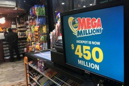 В США двое участников лотереи выиграли более $1 миллиарда