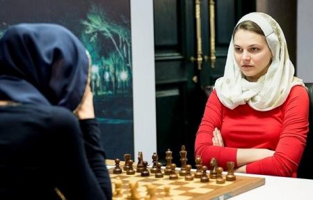 Украинская чемпионка мира по шахматам потеряет свои чемпионские титулы