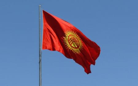 Через загрозу санкцій. Банки Киргизстану відмовились обслуговувати російські картки 