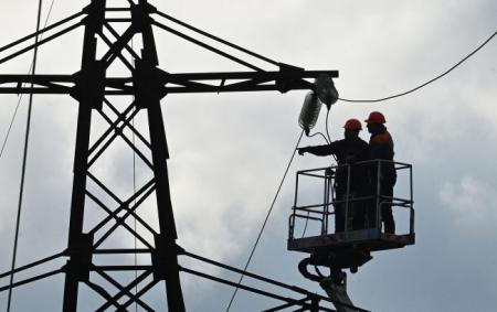 Ситуація з електрикою у Києві складна: погода відновленню не сприяє