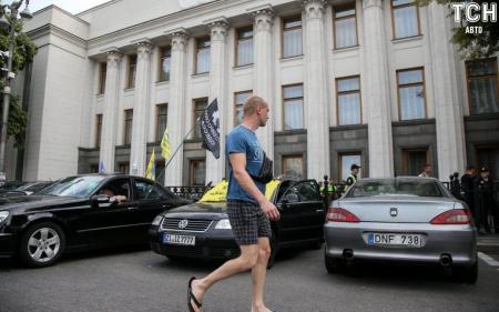 Скасування нульового розмитнення: експерти розповіли, як це вплине на авторинок України