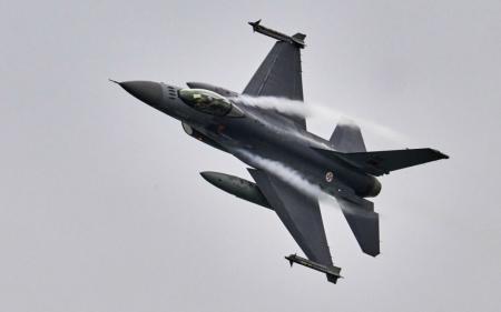 Ігнат спрогнозував, скільки літаків F-16 може отримати Україна