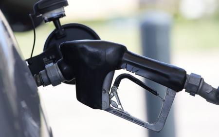 Найближчим часом вартість бензину в Україні зменшиться на 10% - експерт