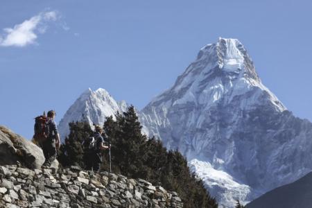 Власти Непала запретили в одиночку покорять Эверест