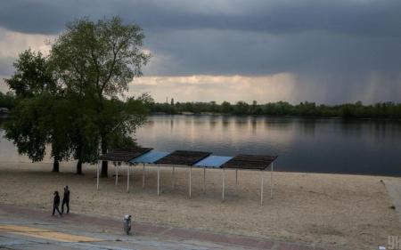 Різке похолодання і дощі: прогноз погоди в Україні на середу, 13 липня