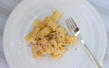 Паста качіо е пепе: рецепт знаменитої страви римської кухні з 6 інгредієнтів, яку готують 20 хвилин