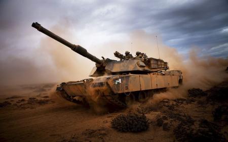 Американські танки Abrams виводять з лінії фронту в тил: AP назвало причину
