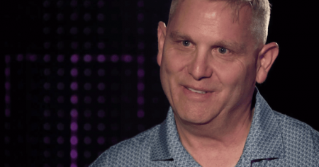 Чому Росія навмисно обстрілює житлові будинки в Україні: пілот F-16 зі США розкрив криваву тактику окупантів