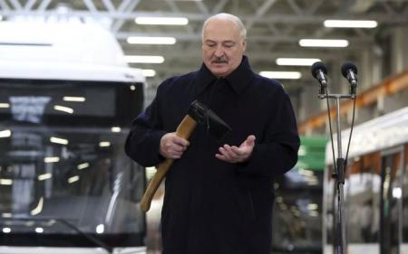 Лукашенко відреагував на переговори США і Росії