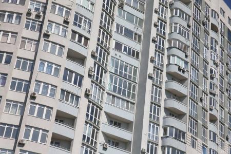 Ціни житло в Україні: на заході зростає будівництво, а Києву загрожує дефіцит