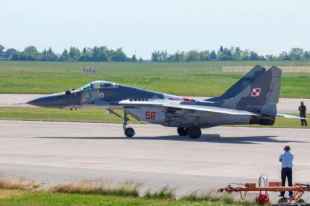 США заблокували передачу винищувачів МіГ-29 Україні на початку війни, - Дуда