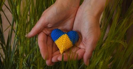 Дивовижно, але факт: українська мова офіційна не лише в Україні — де ще у світі розмовляють 