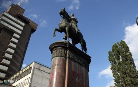 Київ готується до знесення пам'ятника Щорсу. Чекають на рішення Мінкульту