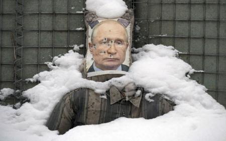 “Нікчемна пародія на демократію”: аналітики The Telegraph про те, як Захід може дестабілізувати режим Путіна