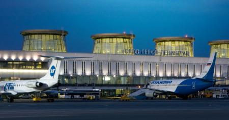 Батьківщину Путіна атакували дрони: у Петербурзі відключили інтернет та закрили аеропорт