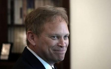 Ексміністр оборони Британії заявив, що США стають на бік Путіна