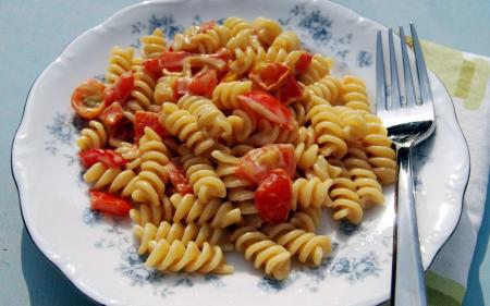 Не повірите, що кладуть у макарони в Італії: це не сир, і навіть не помідори