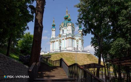Спека та дві місячні норми дощів: кліматологи підбили підсумки червня в Києві