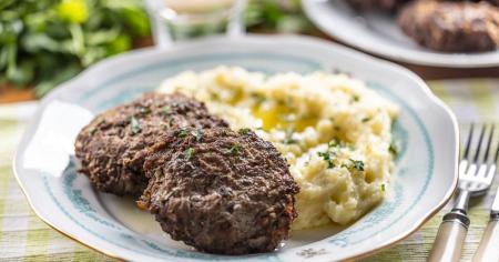 Котлети з яловичого фаршу: класичний рецепт
