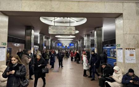 Чи закриють нові станції метро в Києві найближчим часом: офіційна відповідь