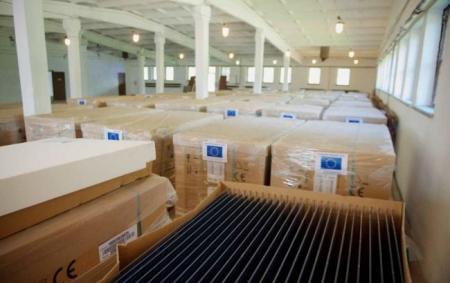 Україна отримала від ЄС тисячі сонячних панелей для встановлення на лікарнях