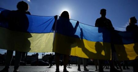 Скільки українців готові поступитися територіями заради миру: опитування