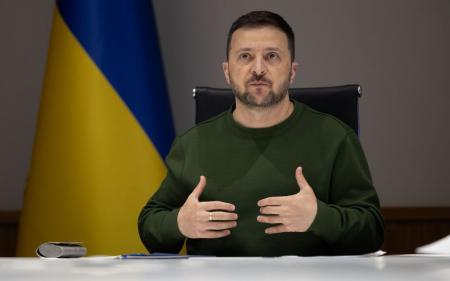 Скільки українців вважають, що Зеленський має залишатися президентом до кінця воєнного стану – опитування