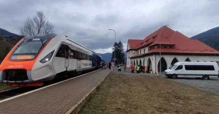Попри дохід в понад 100 мільярдів гривень, Укрзалізниця закінчила рік із збитком в 4,2 млрд – Опендатабот