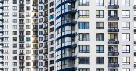 Квартира, якої немає: чому в Україні так багато довгобудів та як держава вирішує цю проблему