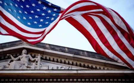 Адміністрація Трампа може почати ділитися секретними даними з Росією – NBC