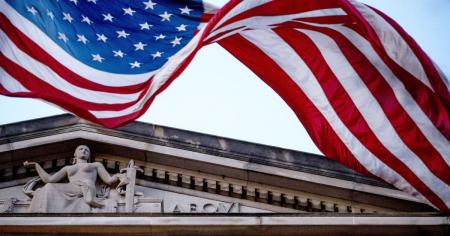 США пообіцяли захищати території НАТО після підозрілої атаки дронів на Польщу