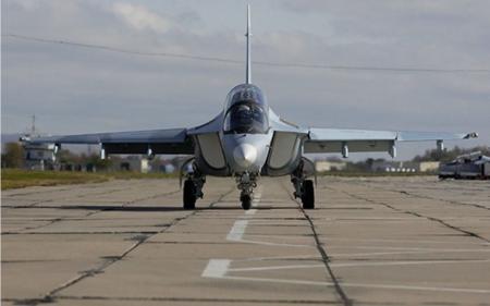 У Росії впав військовий літак Як-130