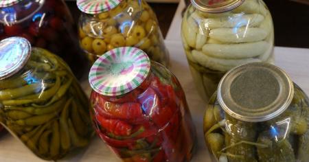 Аспірин у консервації: чому це шкідливо і чим його можна замінити