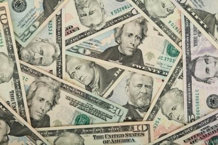 Грошові перекази в Україну впали на 15% з початку року — НБУ