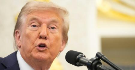 Трамп розчарований Путіним і закликав знизити ціни на нафту.