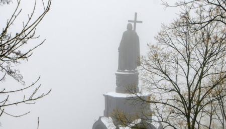 В Україні тиждень розпочнеться з дощу і туману, вдень до +12°