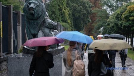 В Україні 2 жовтня незначні дощі, в західних областях - заморозки