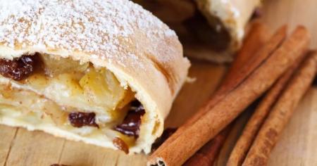 Лінивий яблучний штрудель: рецепт смаколика до чаю