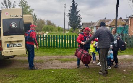 Не лише Покровськ: українців закликають евакуюватися з трьох міст на сході