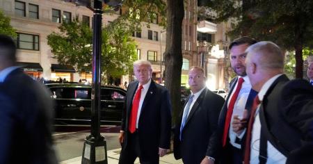 Російські дрони над Польщею: Трамп втік від запитань журналістів