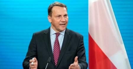 Польський голова МЗС публічно понасміхався з Маска