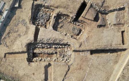 Археологи знайшли унікальні стародавні гробниці у Південній Кореї