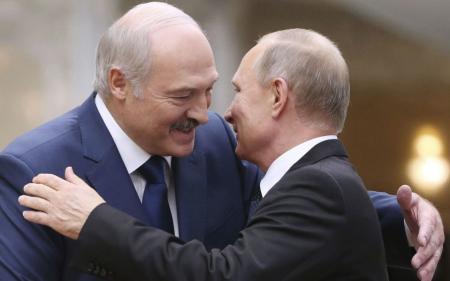 Путін хоче віддати Білорусі 
