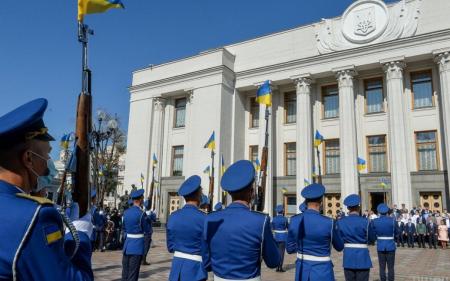 Яка політична сила керуватиме Україною після війни: результати опитування
