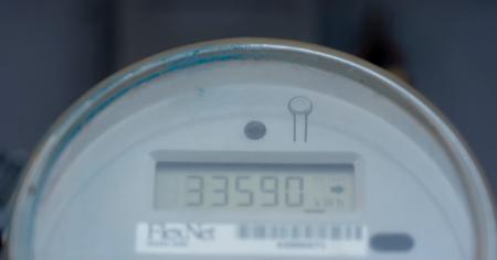 Тарифи на електроенергію в Україні зростуть до 6 грн/кВт-год: коли готуватися до змін