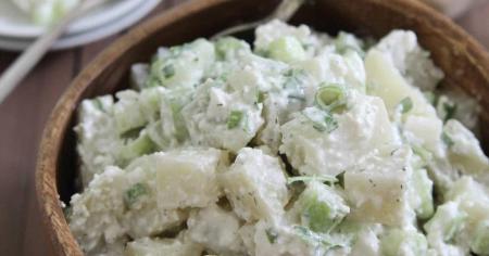 Картопляний салат із вершковою заправкою: цікавий рецепт
