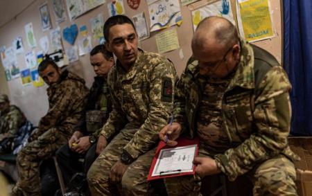 _cherga_likarnya_vlk_gettyimages_1746641569_3a84eb0323b6c53b3b76bf2e905a7cf1_650x410_19.06.25