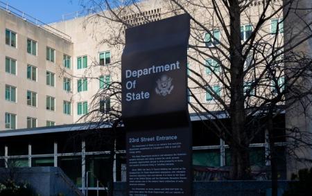 США можуть закрити десятки посольств по всьому світу