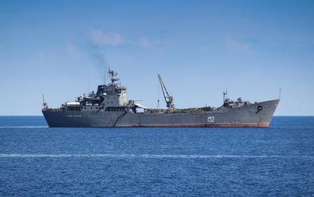 Росіяни не можуть вивести усі кораблі з бази ЧФ у Севастополі, - ISW