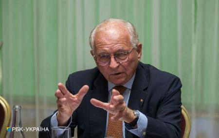 Захід має встановити власні червоні лінії, а не думати про лінії Путіна, - дипломат